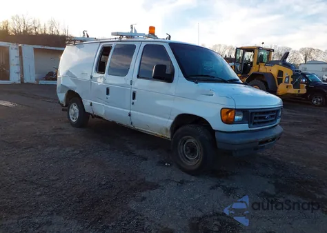 2007 Ford E-250 Commercial/Recreational z USA, uszkodzony, nr VIN 1FTNE24L57DA39323